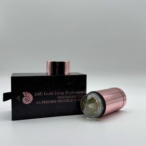 Deep hydration Moisturizer Bar With 24k Gold Flakes